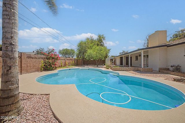 1538 W OCOTILLO Road, Phoenix, AZ 85015