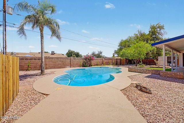 1538 W OCOTILLO Road, Phoenix, AZ 85015