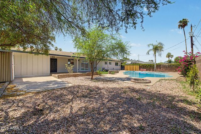 1538 W OCOTILLO Road, Phoenix, AZ 85015
