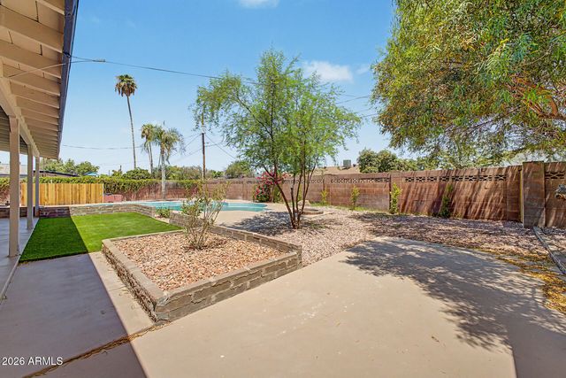 1538 W OCOTILLO Road, Phoenix, AZ 85015