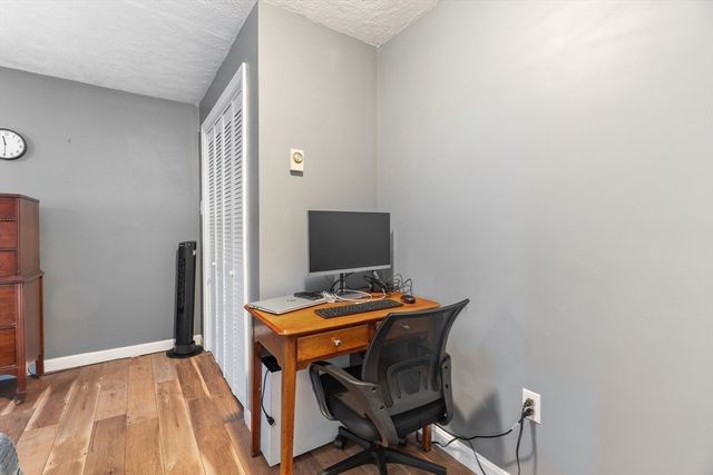 60 Milliken, Franklin, MA 02038