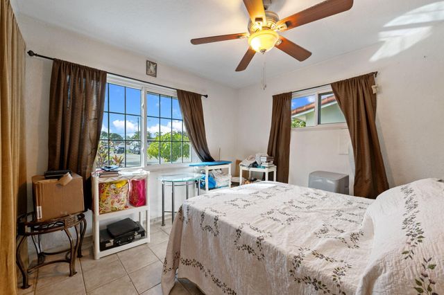 10331 NW 24th Ct, Sunrise, FL 33322