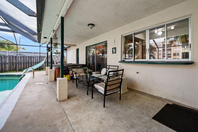 10331 NW 24th Ct, Sunrise, FL 33322