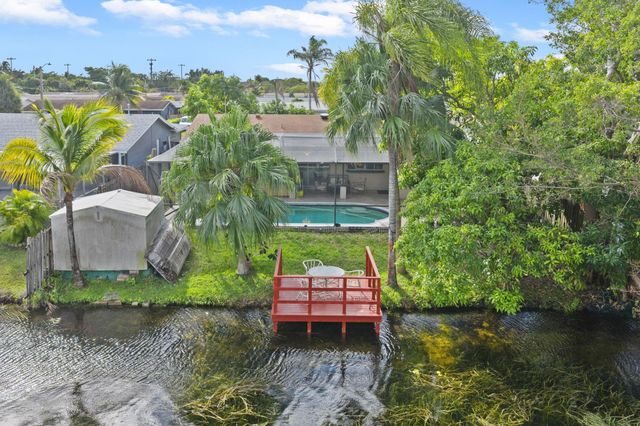 10331 NW 24th Ct, Sunrise, FL 33322