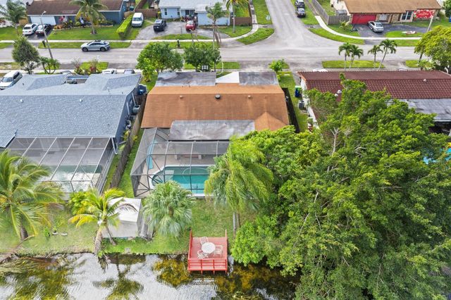 10331 NW 24th Ct, Sunrise, FL 33322