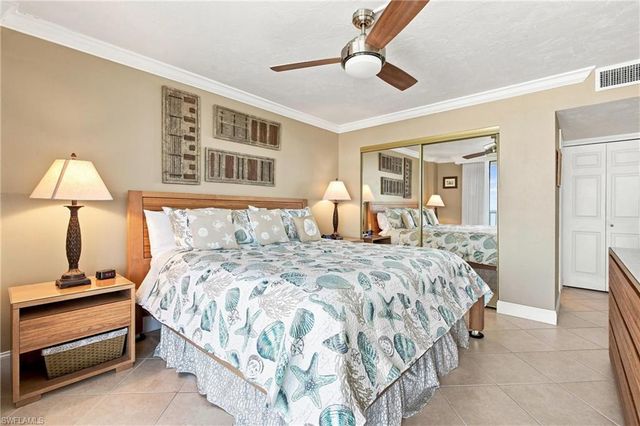 260 Seaview CT 1805, Marco Island, FL 34145