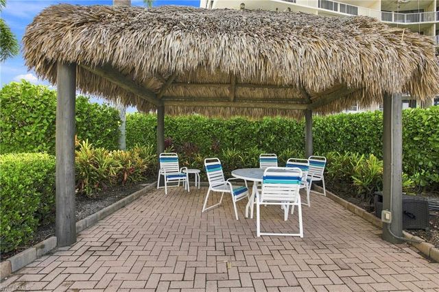 260 Seaview CT 1805, Marco Island, FL 34145