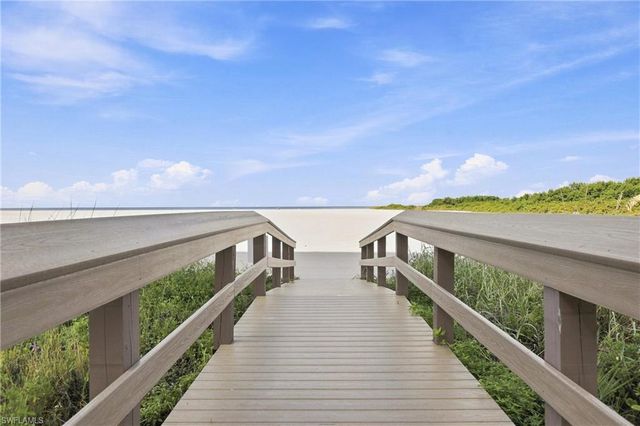 260 Seaview CT 1805, Marco Island, FL 34145