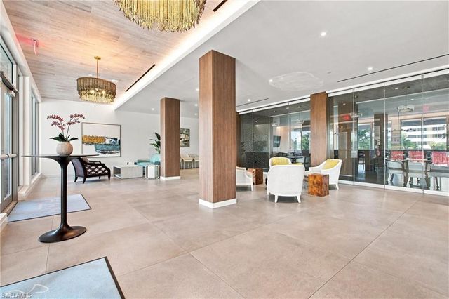 260 Seaview CT 1805, Marco Island, FL 34145