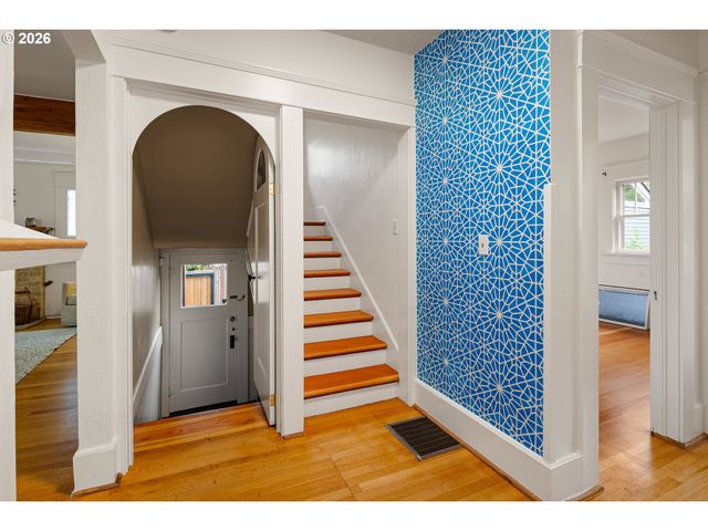 775 W 11th Ave, Eugene, OR 97402