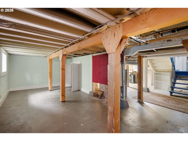775 W 11th Ave, Eugene, OR 97402