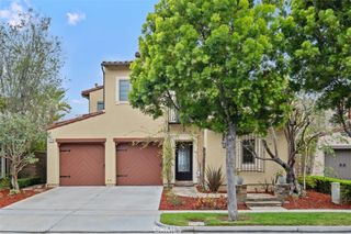 25 Tall Hedge, Irvine, CA 92603