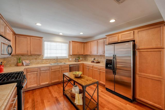 6612 Ashland DR, Austin, TX 78723