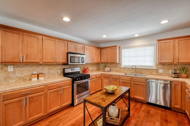 6612 Ashland DR, Austin, TX 78723