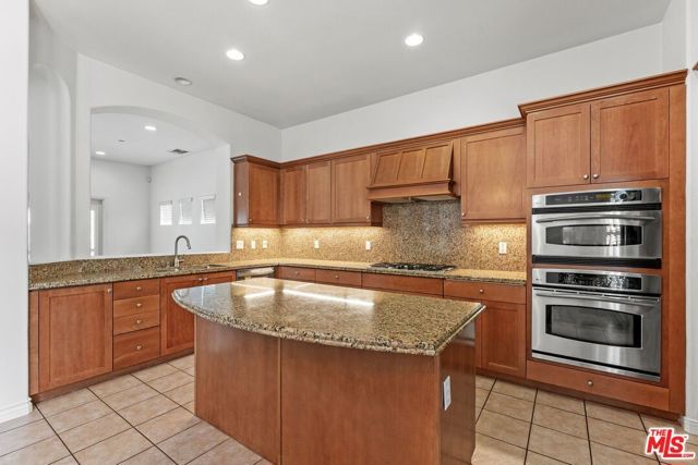 5738 Celedon, Los Angeles, CA 90094