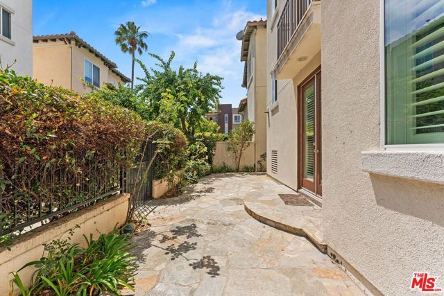 5738 Celedon, Los Angeles, CA 90094