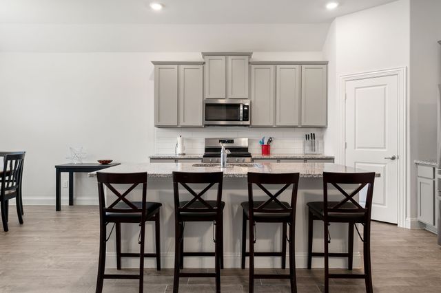 10117 Table Bluff Street, Aubrey, TX 76227