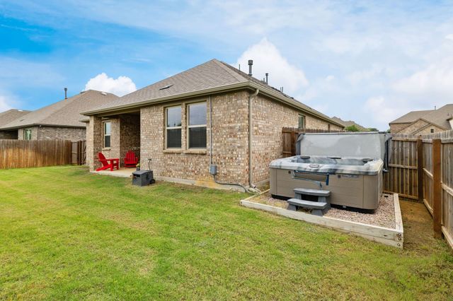 10117 Table Bluff Street, Aubrey, TX 76227