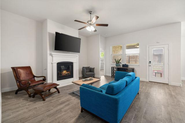 10117 Table Bluff Street, Aubrey, TX 76227