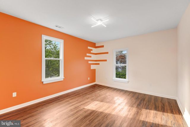 45 E CENTRE ST, Woodbury, NJ 08096