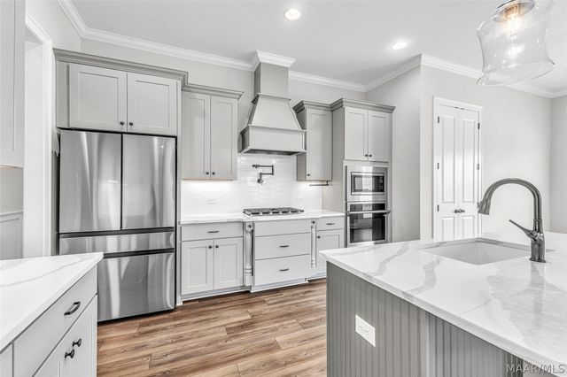 526 Midland Drive, Wetumpka, AL 36093