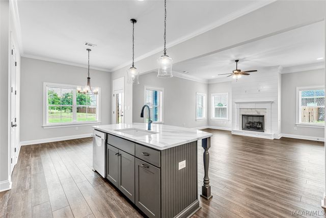 526 Midland Drive, Wetumpka, AL 36093