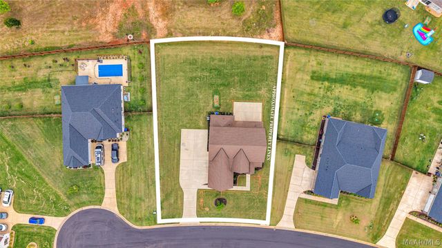 526 Midland Drive, Wetumpka, AL 36093