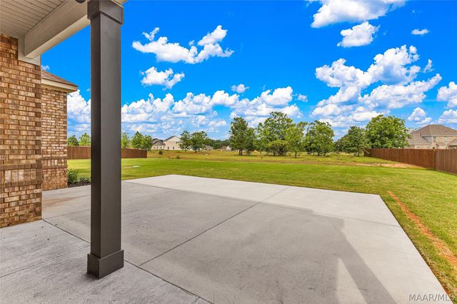 526 Midland Drive, Wetumpka, AL 36093