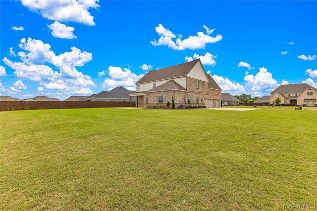 526 Midland Drive, Wetumpka, AL 36093