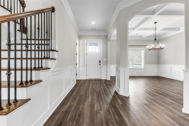 526 Midland Drive, Wetumpka, AL 36093