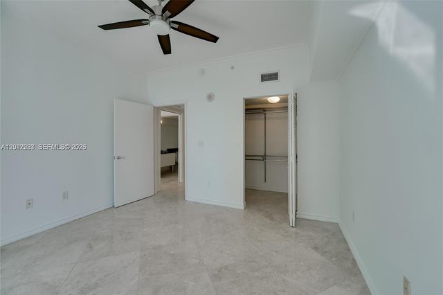31 SE 5th St 3306, Miami, FL 33131