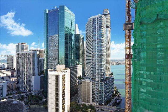 31 SE 5th St 3306, Miami, FL 33131