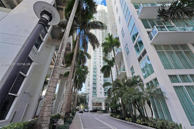 31 SE 5th St 3306, Miami, FL 33131