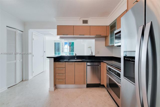 31 SE 5th St 3306, Miami, FL 33131