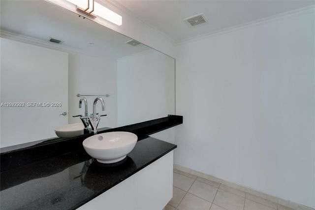 31 SE 5th St 3306, Miami, FL 33131