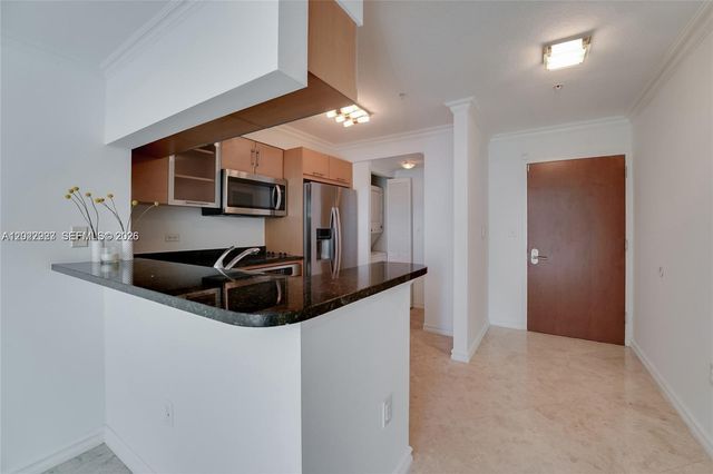 31 SE 5th St 3306, Miami, FL 33131