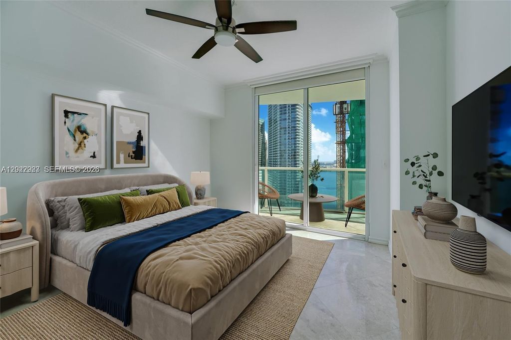 31 SE 5th St 3306, Miami, FL 33131