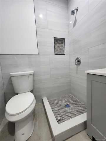 225 S 11th Avenue, Mount Vernon, NY 10550