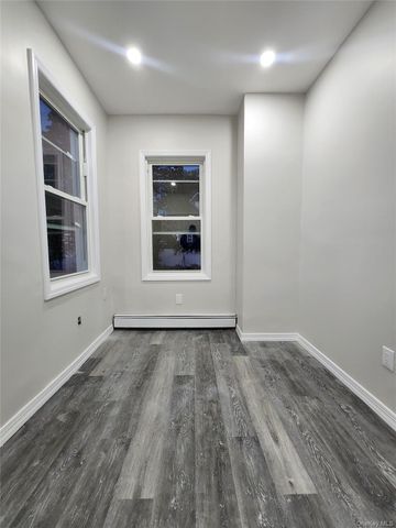 225 S 11th Avenue, Mount Vernon, NY 10550