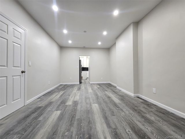 225 S 11th Avenue, Mount Vernon, NY 10550