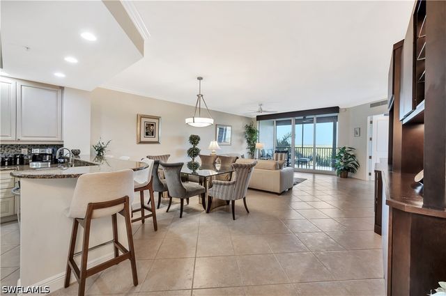23850 Via Italia CIR 404, Estero, FL 34134