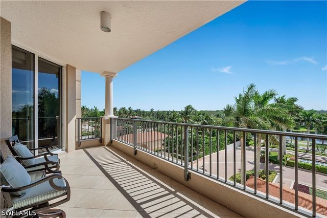 23850 Via Italia CIR 404, Estero, FL 34134