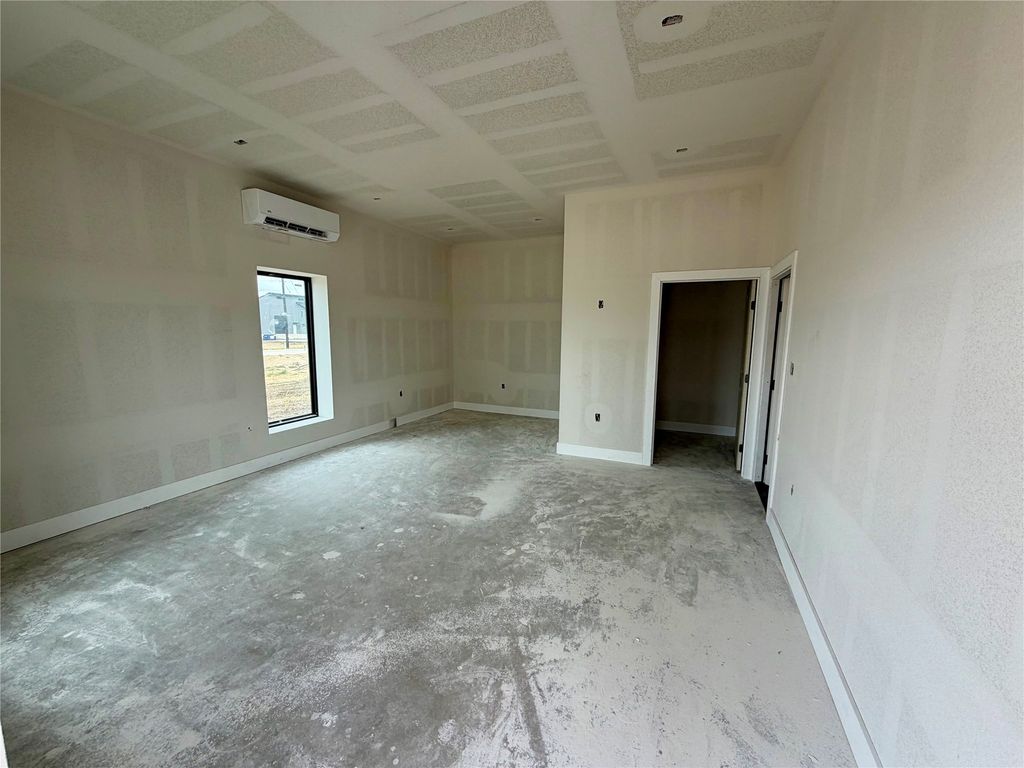 1016 Building 300 Industrial Court, Weatherford, TX 76085 — photo 5