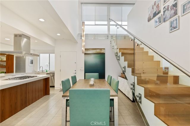 44 61st Place, Long Beach, CA 90803