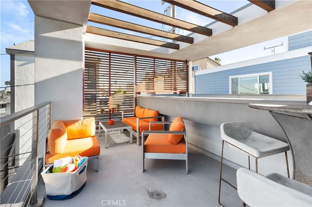 44 61st Place, Long Beach, CA 90803