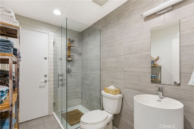 44 61st Place, Long Beach, CA 90803