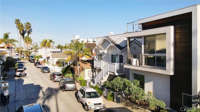 44 61st Place, Long Beach, CA 90803