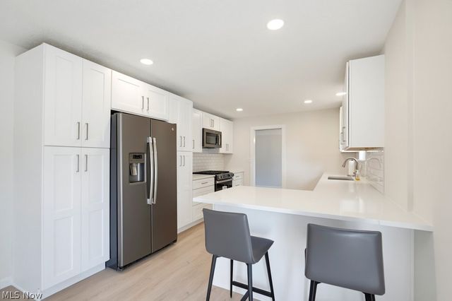 766 Radford Drive, Richmond Heights, OH 44143