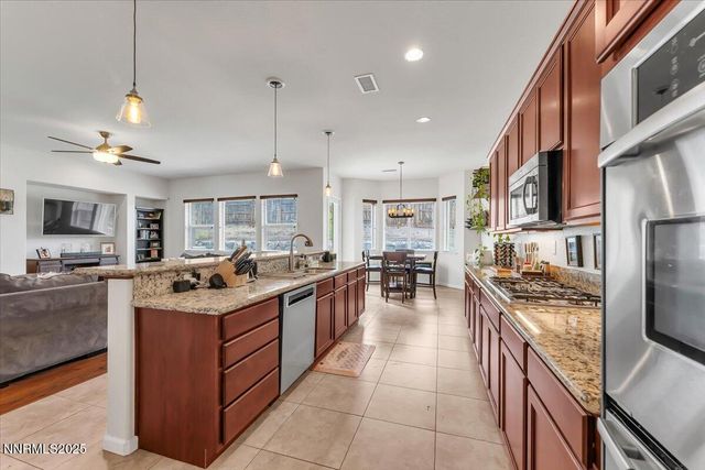 10380 Cavalry Circle, Reno, NV 89521