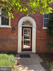 1801 KEY BLVD N #10501, Arlington, VA 22201